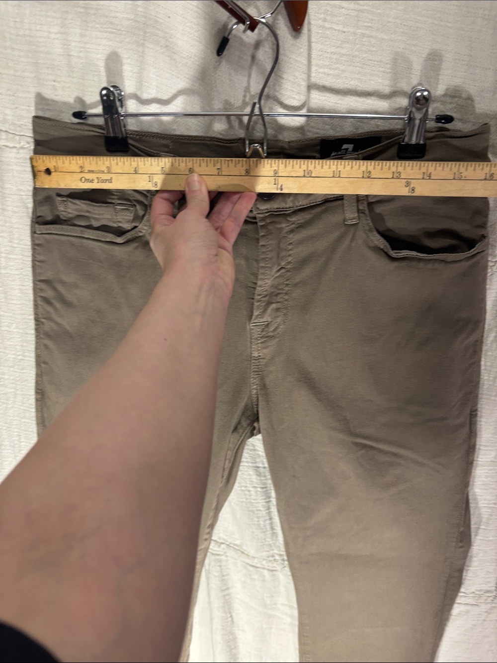 7 For All Mankind Men's Chinos in Olive Brown - Picture 10 of 13